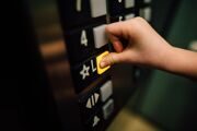 Установка систем видеонаблюдения в лифтах.